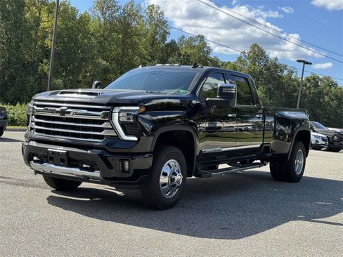 New 2026 Chevrolet Silverado 3500 High Country w/ High Country Premium Package image 24