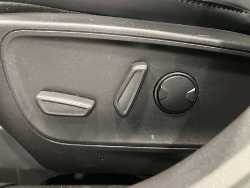 Used 2023 Ford Escape ST-Line Elite image 13