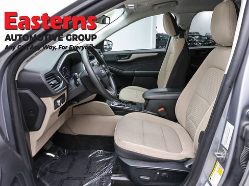 Used 2022 Ford Escape SE AWD/4WD image 13