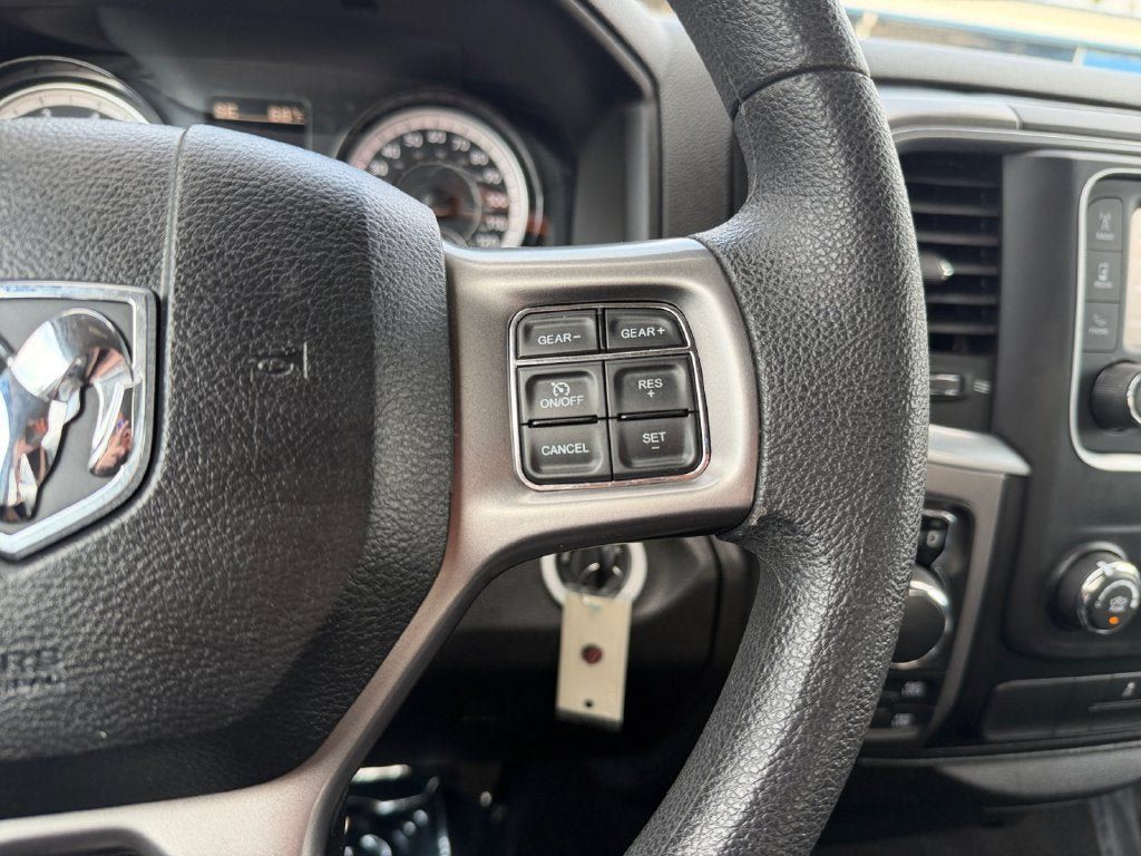 Used 2022 RAM 1500 Classic SLT AWD/4WD image 17