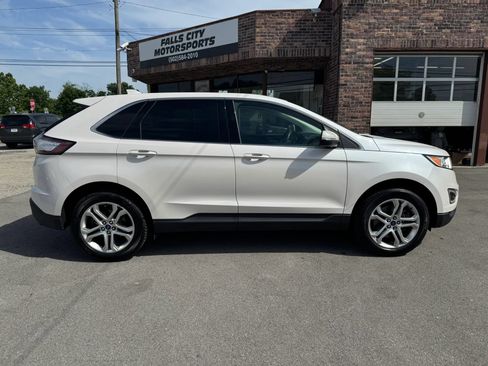 Used 2018 Ford Edge Titanium w/ Technology Package AWD/4WD image 18