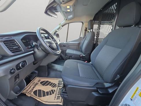 Used 2024 Ford Transit 250 Low Roof w/ Exterior Upgrade Package image 10