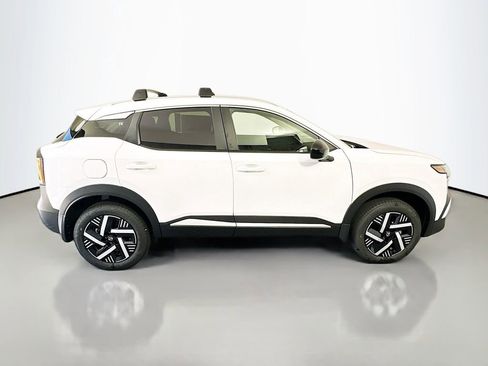 New 2026 Nissan Kicks SV w/ Cold Weather Package FWD image 8