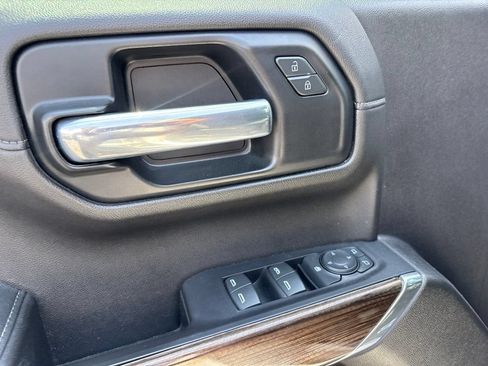 Used 2021 Chevrolet Silverado 1500 RST AWD/4WD image 15