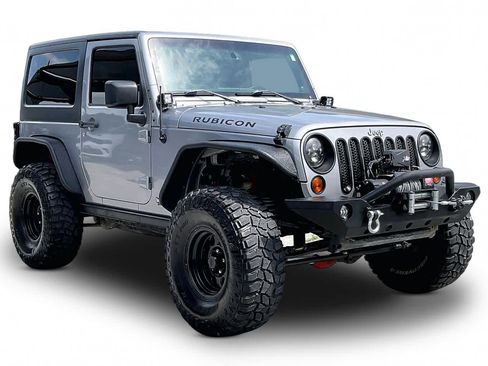 Used 2013 Jeep Wrangler Rubicon w/ PWR Convenience Group AWD/4WD image 2