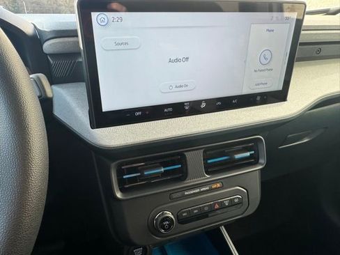 New 2026 Ford Maverick XLT FWD image 27