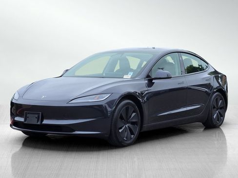 Used 2024 Tesla Model 3 Standard Range RWD image 9