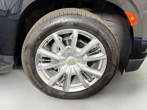 Used 2021 Chevrolet Tahoe High Country w/ Max Trailering Package AWD/4WD image 32