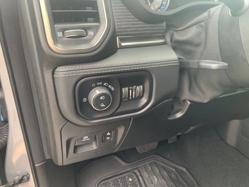 Used 2019 RAM 1500 Limited w/ Advanced Safety Group AWD/4WD image 13