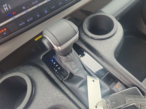 Used 2023 Toyota Sienna XLE w/ XLE Plus Package image 30