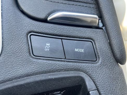 Used 2020 Cadillac XT6 Sport image 29