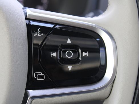 Used 2021 Volvo XC90 T8 Inscription w/ Advanced Package image 21