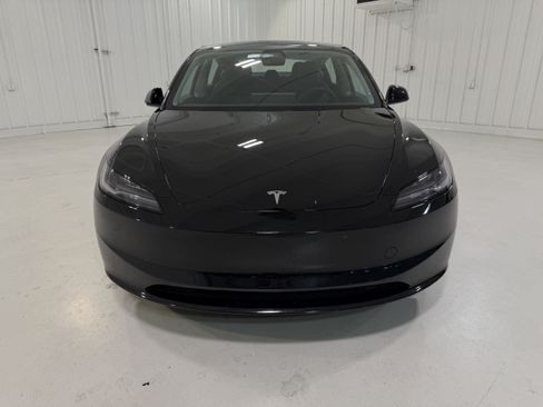 Used 2025 Tesla Model 3 Long Range RWD image 8