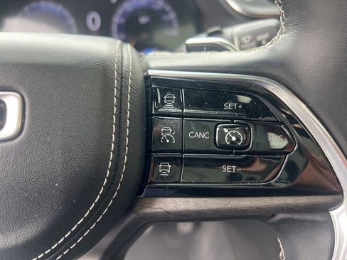 Certified 2021 Jeep Grand Cherokee L Overland w/ Luxury Tech Group IV AWD/4WD image 15