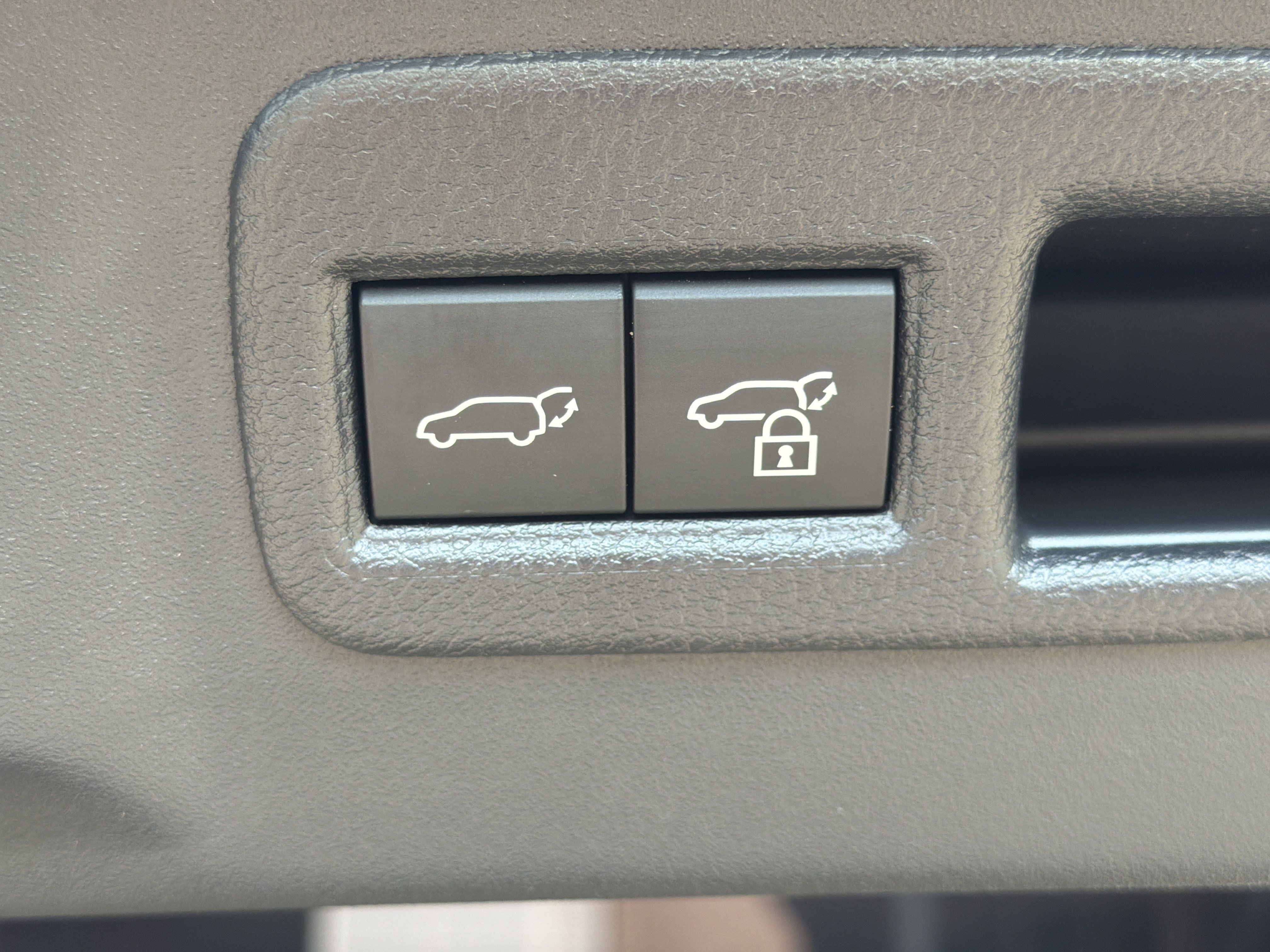 Used 2026 Toyota bZ FWD image 19