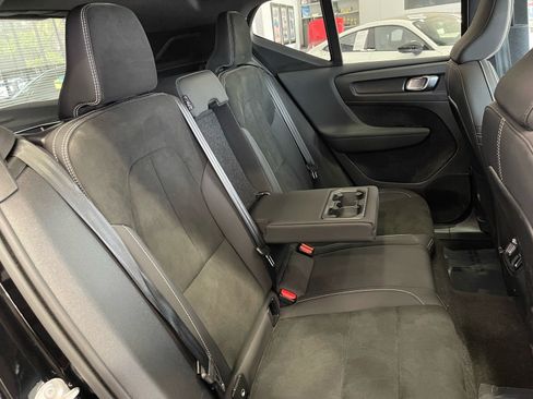 Used 2023 Volvo XC40 Recharge Ultimate AWD/4WD image 45