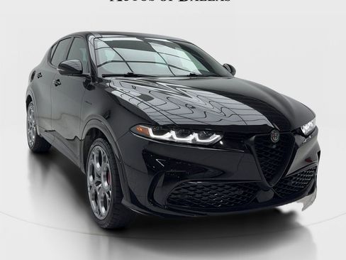 Used 2024 Alfa Romeo Tonale Veloce AWD/4WD image 2