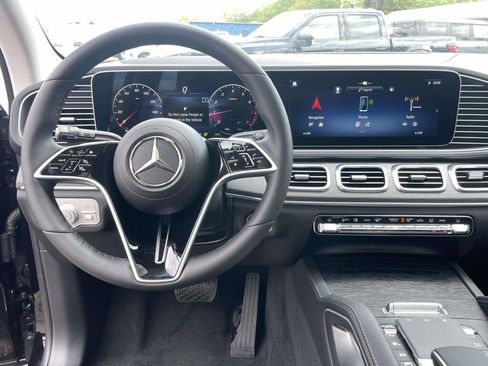 New 2026 Mercedes-Benz GLE 350 4MATIC image 2