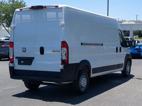 Used 2023 RAM ProMaster 2500 FWD image 10