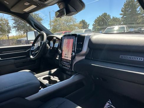 New 2026 RAM 2500 Big Horn AWD/4WD image 13