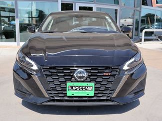 Used 2024 Nissan Altima 2.5 SR video 2