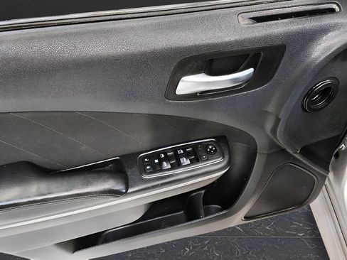 Used 2020 Dodge Charger R/T RWD image 12