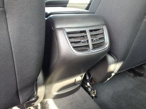 Used 2025 Chevrolet Malibu LT FWD image 19