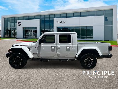 Used 2021 Jeep Gladiator Rubicon AWD/4WD image 6