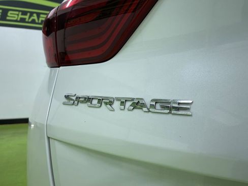 Used 2017 Kia Sportage SX w/ Paint Protection Package image 12