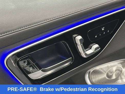 Certified 2024 Mercedes-Benz GLC 300 image 13