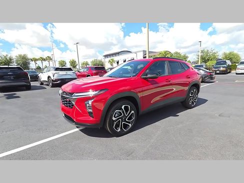 New 2026 Chevrolet Trax RS w/ Driver Confidence Package FWD image 22