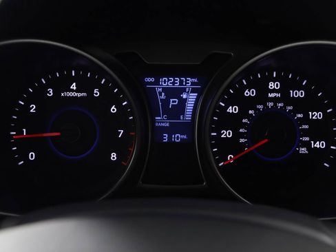 Used 2016 Hyundai Veloster w/ Option Group 02 image 14