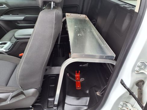 Used 2022 Chevrolet Colorado LT w/ Fleet Safety Package image 7