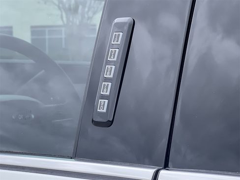 New 2026 Ford F350 Lariat w/ Lariat Premium Package image 33