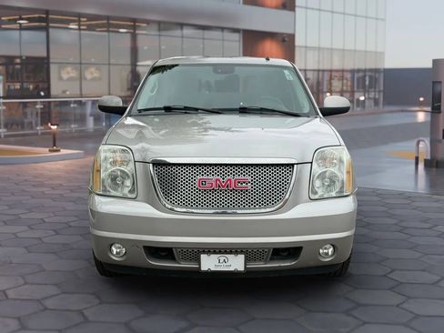 Used 2007 GMC Yukon Denali AWD/4WD image 9