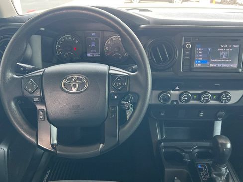 Used 2019 Toyota Tacoma SR w/ SR Convenience Package AWD/4WD image 11