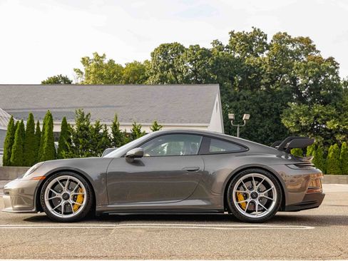 Used 2022 Porsche 911 GT3 RWD image 39