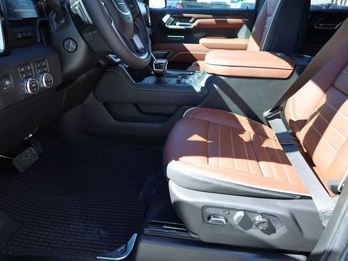 New 2026 GMC Sierra 1500 Denali Ultimate AWD/4WD image 11