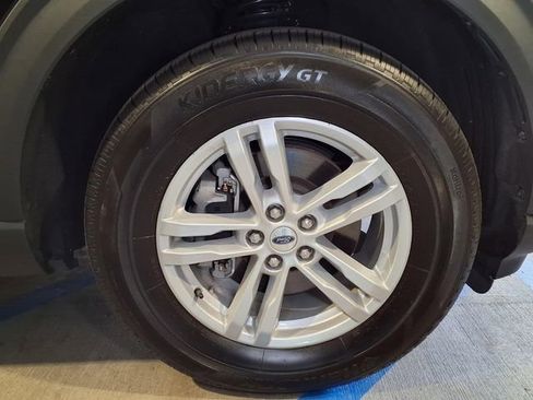 Certified 2023 Ford Explorer XLT w/ Equipment Group 202A image 27