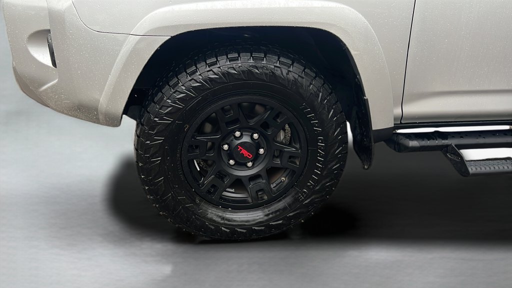 Certified 2021 Toyota 4Runner TRD Off-Road Premium w/ Moonroof Package AWD/4WD image 27