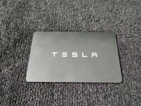 Used 2023 Tesla Model S Standard Range image 60