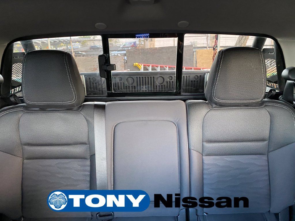 Used 2024 Nissan Frontier SV w/ Hardbody Edition AWD/4WD image 36