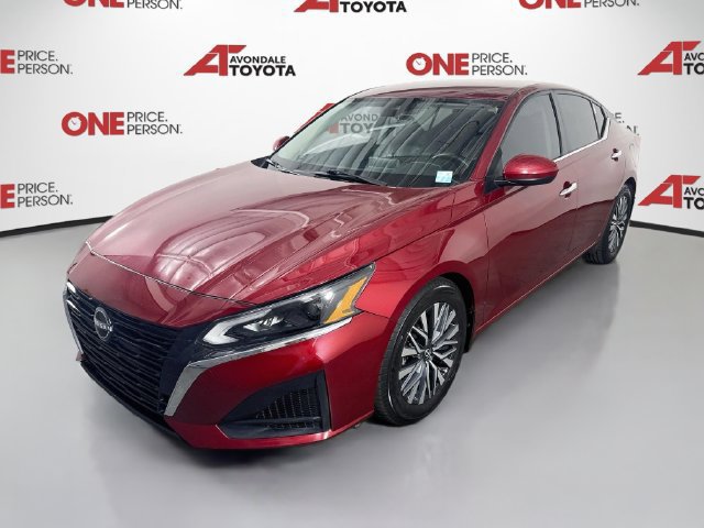 Used 2023 Nissan Altima 2.5 SV FWD image 3