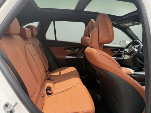 Certified 2026 Mercedes-Benz GLC 300 4MATIC image 26