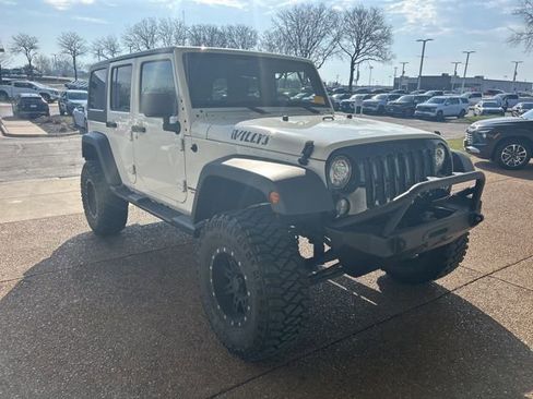 Used 2017 Jeep Wrangler Unlimited Sport image 3