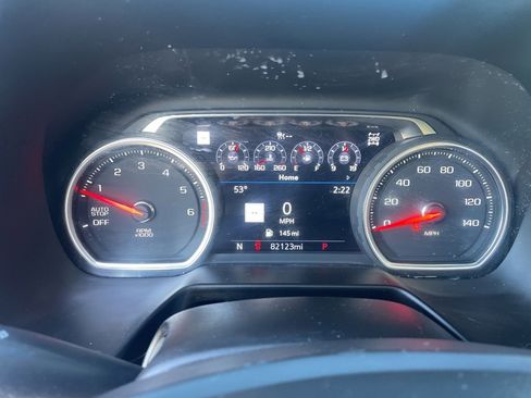 Used 2021 Chevrolet Suburban Premier w/ Premium Package image 18