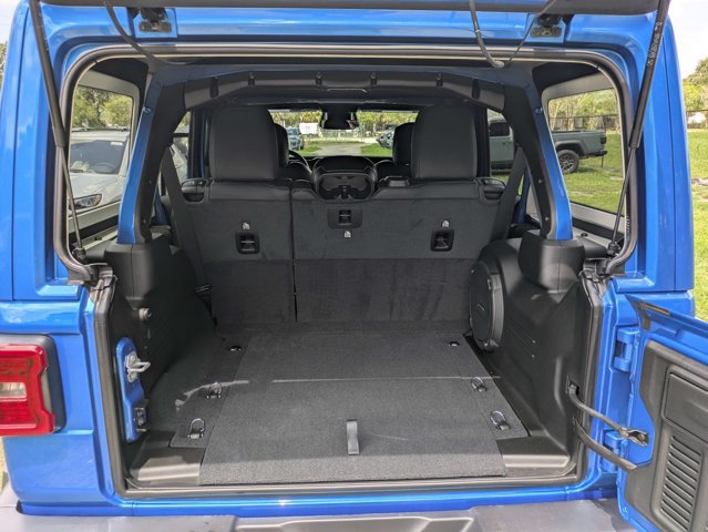 New 2026 Jeep Wrangler Unlimited Sahara AWD/4WD image 12