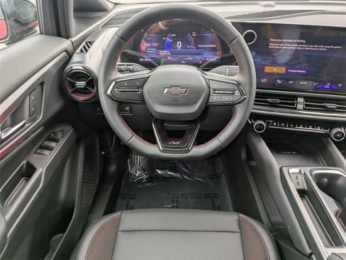 New 2025 Chevrolet Equinox EV RS image 17