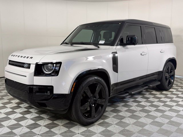 New 2026 Land Rover Defender 110 X-Dynamic SE AWD/4WD image 2