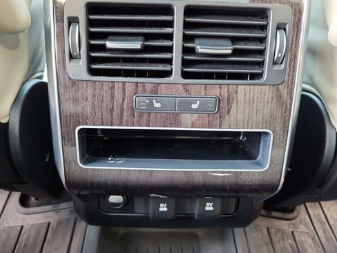 Used 2020 Land Rover Range Rover Sport HSE Dynamic image 11